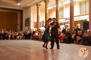 Photo de Julio Luque y Geraldine Giudicelli  "Buenos Arles 4ème" octobre 2017.